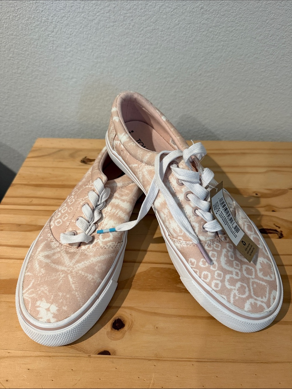 Toms Women's Blush Pink Patterned Canvas Sneakers